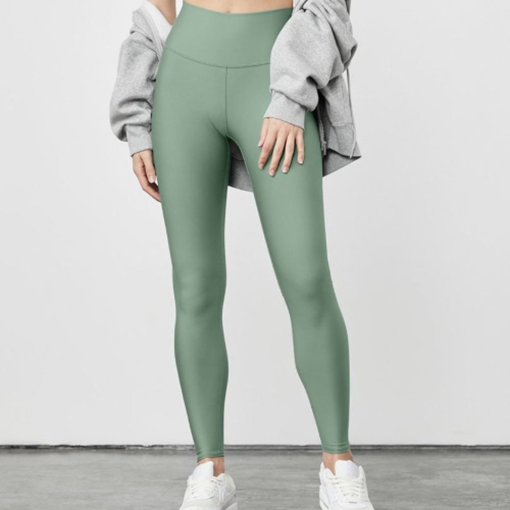 ALO Yoga High-Waist Leggings in Sage Green
